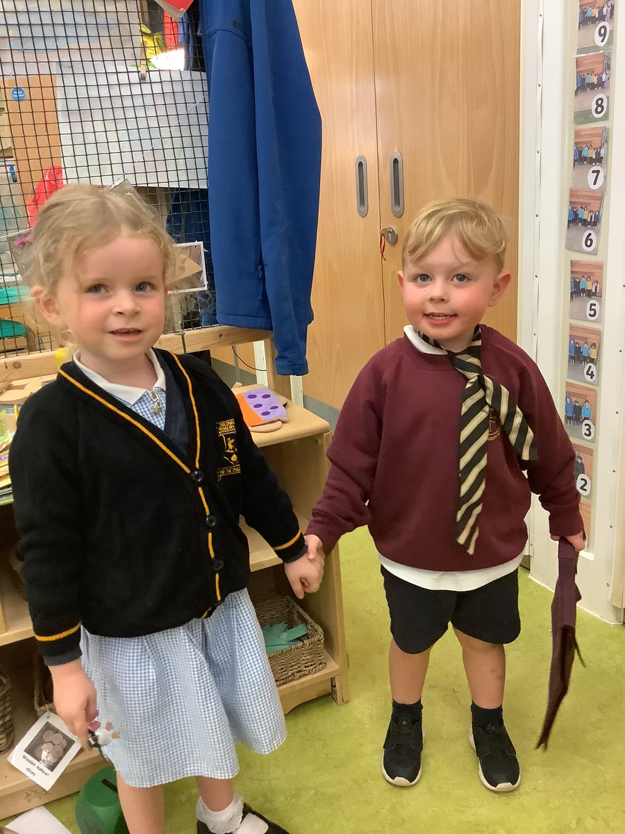 brightstarsrud's tweet image. More photos of the Bright Stars children trying on school uniforms from their new schools! #schooltransition