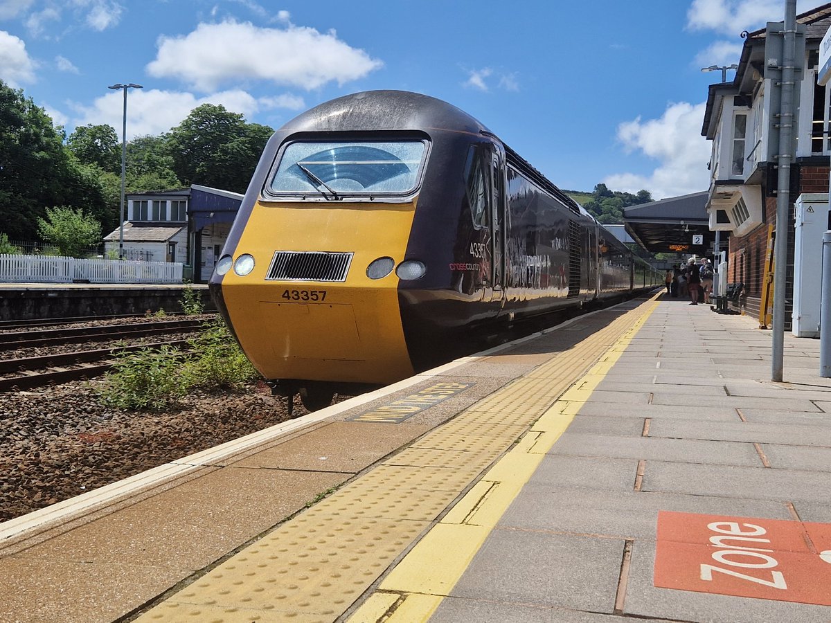 Got ya! They couldn't escape me forever 😁

Short hop in between 43357 and 43303 from Totnes to Exeter St Davids 💪