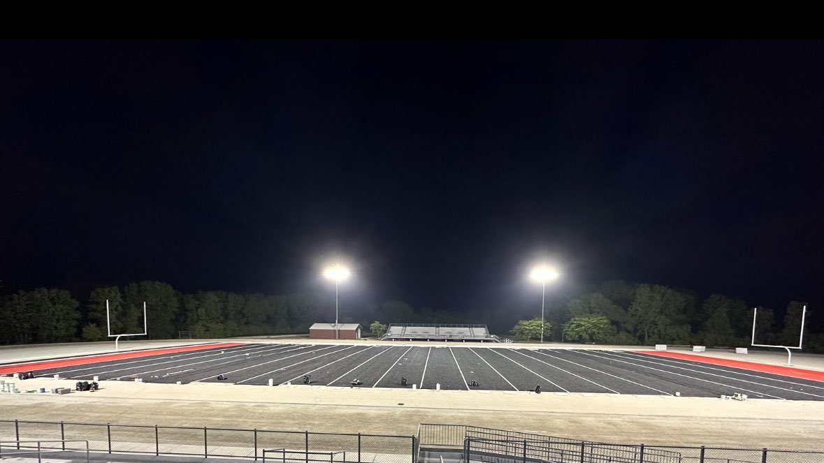 First test under the lights for the new turf passed with spectacular colors! 

#GoRockets #SMWay #wisfb #wissoccer @MWSTS1 @Accuhoff @PeterDufek