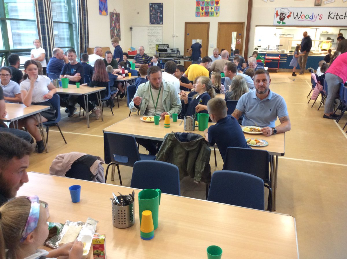 woodstonecps's tweet photo. Thank you to all the dads who came to our Father’s Day lunch today. We hope you enjoyed sharing lunch with the children! https://t.co/P0vpASTFbw