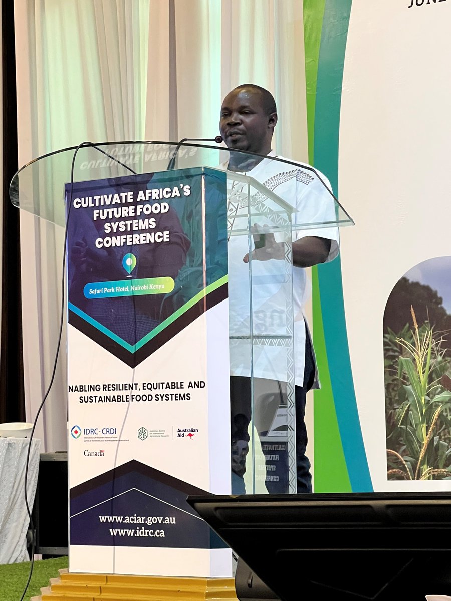 wrenmedia_uk's tweet photo. DYK 1/3 of food globally is lost⁉️
In sub-Saharan Africa, #foodloss is worth US$4 Bn per year. This must set off alarm bells for all of us🚨.
Shocking stats from @curp_unza's presentation on #foodsystem #resilience #CultiAF
TUNE IN for more here▶️ https://t.co/jbfnWlklKj https://t.co/UldqDGOUcF