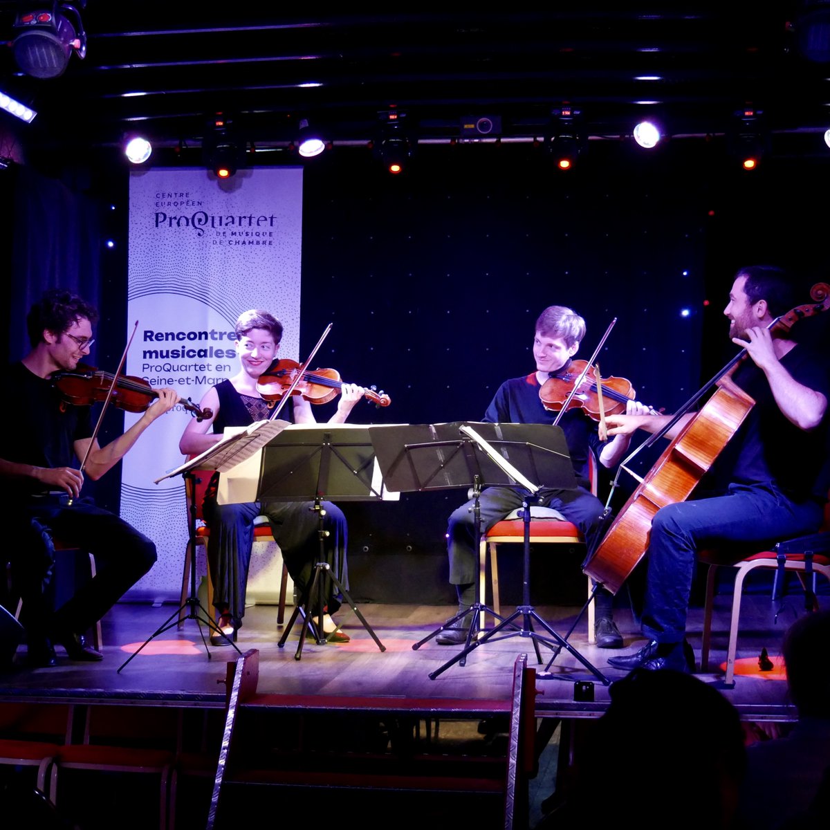 La 24e édition des Rencontres musicale en Seine-et-Marne s'est terminée ce weekend : le public était présent pour profiter de la musique dans les lieux patrimoniaux, naturels et insolites du département.
Rendez-vous l'an prochain pour les 25 ans de notre festival historique !