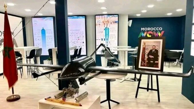 SID77HOM's tweet photo. كشفت شركة “أيرودرايف لخدمات الهندسة” المغربية عن أول طائرة بدون طيار “VTOL ISR” مغربية الصنع، تعمل بالوقود وكذلك بالطاقة النظيفة، وذلك خلال إفتتاح أيام المعرض الدولي باريس للطيران لوبورجيه “Paris Air show 2023” بفرنسا،حيث تعمل في أغراض عسكرية و مدنية حسب الحاجة، https://t.co/UjOhrL6L0X