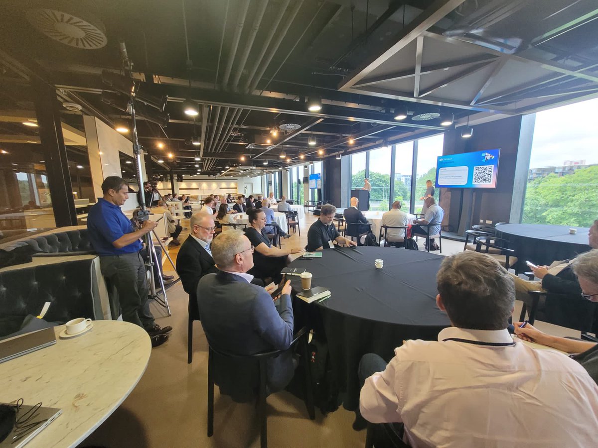 OVHcloud_UK's tweet photo. We are LIVE from the @LondonStadium with @OVHcloud Engage! Lunch and opening talk from our VP Northern Europe, Emma Dennard in progress. Round-tables, networking and stadium tour to follow…stay tuned! #OVHcloudEngage https://t.co/VSTNvXa4fb