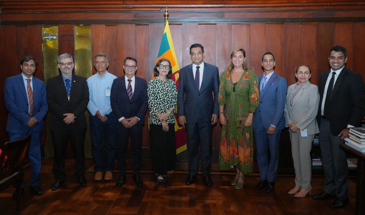 M U M Ali Sabry (@alisabrypc) on Twitter photo Glad to meet with the #Brazil Delegation from <a href="/ABCgovBr/">ABC-MRE</a> of <a href="/Itamaraty_EN/">Itamaraty Brazil 🇧🇷</a> & Universidade Federal de Viçosa (UFV) <a href="/ufvbr/">UFV</a>. I was briefed on projects to enhance cooperation between 🇧🇷&🇱🇰 and to strengthen dairy & sugar industries in #SriLanka <a href="/MFA_SriLanka/">MFA SriLanka 🇱🇰</a> Glad to meet with the #Brazil Delegation from <a href="/ABCgovBr/">ABC-MRE</a> of <a href="/Itamaraty_EN/">Itamaraty Brazil 🇧🇷</a> & Universidade Federal de Viçosa (UFV) <a href="/ufvbr/">UFV</a>. I was briefed on projects to enhance cooperation between 🇧🇷&🇱🇰 and to strengthen dairy & sugar industries in #SriLanka <a href="/MFA_SriLanka/">MFA SriLanka 🇱🇰</a>
