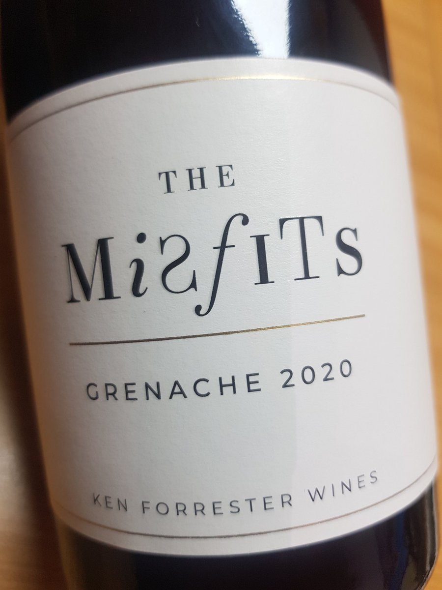 The Misfits Grenache 2020

New addition to Ken Forrester Wines

Vinified by Shawn Mathyse indeed rthe supervision of Ken

From two parcels one in Piekenierskloof and one in Stellenbosch 

Only 900 bottles produced 

#MiguelChan #Sommelier #Africa #Grenache #SanDeck #Stellenbosch