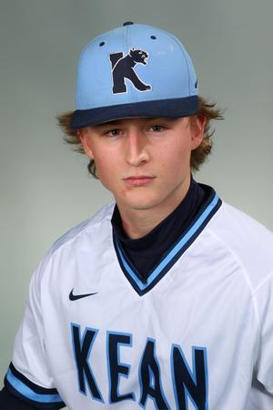 Today's #summerspotlight player is @KeanAthletics Tyler Stone playing for the @ACBL_Pilots He is batting .345 in nine games.  Season Stats: acblstats.wttbaseball.pointstreak.com/player.html?pl… #d3baseball