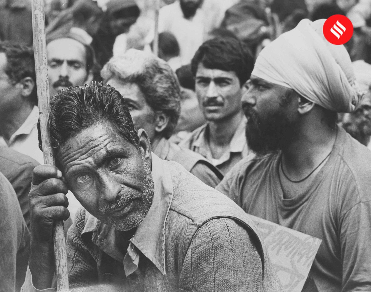 #ExpressArchives 

1992: An Afghan refugee attempts to hold back his tears at a dharna of Sikh and Hindu refugees from Afghanistan near the UNDP office in New Delhi on November 13.

Express photo by Gurinder Osan.

#WorldRefugeeDay