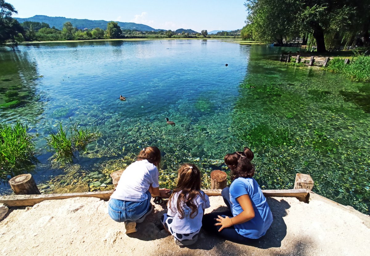 La Riserva Naturale Lago di Posta Fibreno si trova in provincia di Frosinone.
È un territorio incontaminato, ideale per le escursioni in un contesto naturale e suggestivo vi aspetta per trascorrere giornate rilassanti nel cuore della natura.

#VisitLazio 

@ParchiLazio