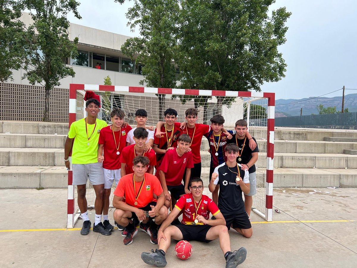 INS MariadeBell-lloc tweet media