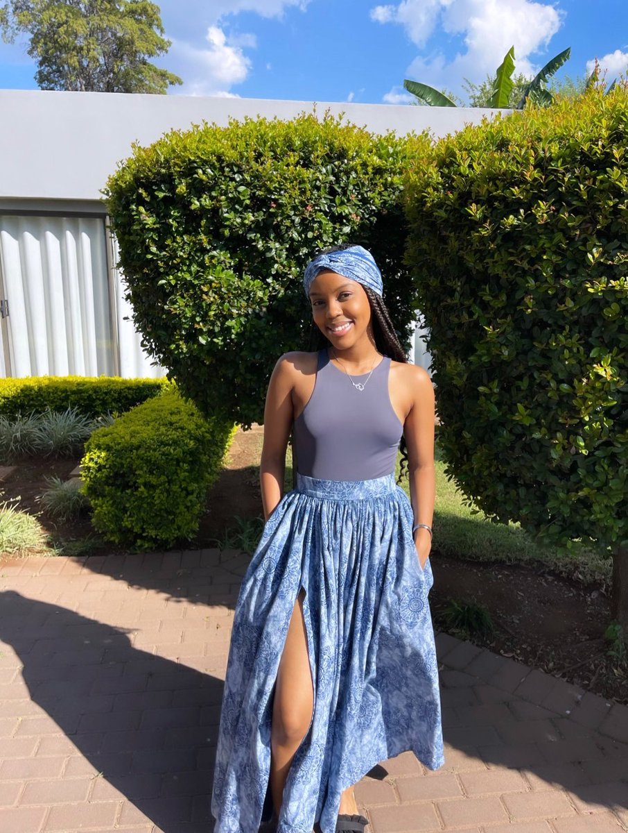 MrSmegOfficial's tweet photo. Petite Ladies Thread https://t.co/Ran035bTJT