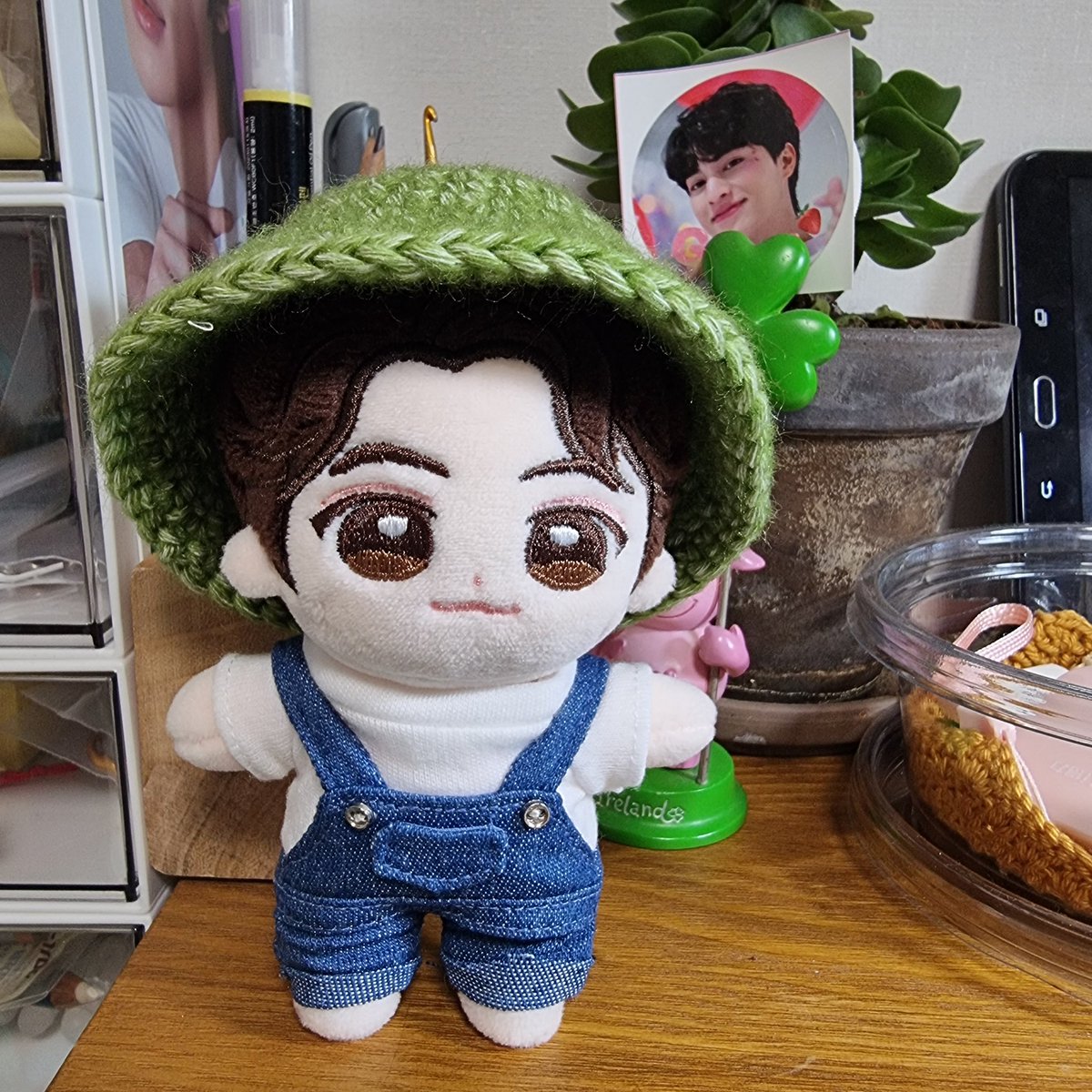 anttestory's tweet photo. 점점 모자에 진심이 되어가는 중 ..

조금만 기다리거라...
가디건 다 뜨고나면 옷도 한 벌 만들어주마!

#인형모자 https://t.co/sSIJufWC4M
