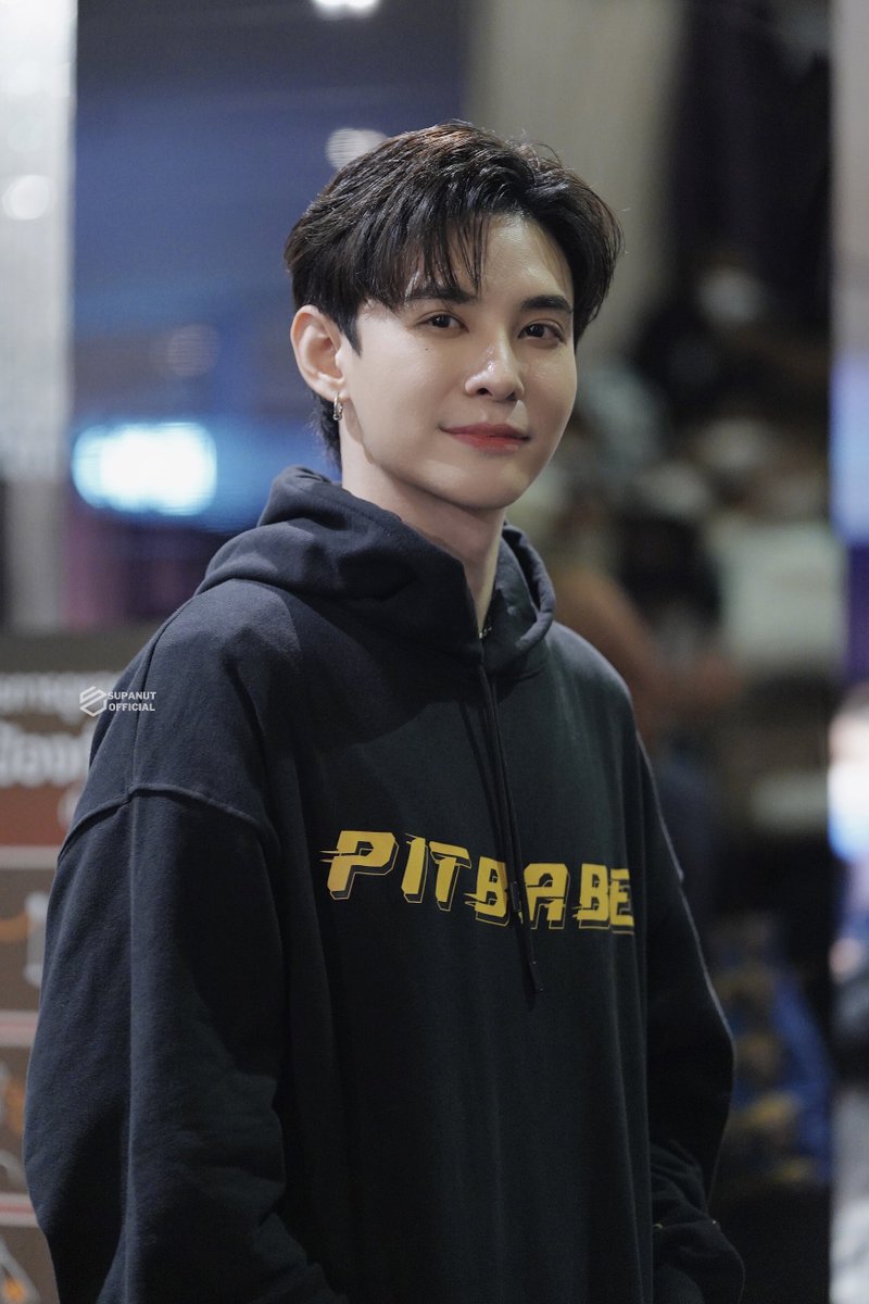 SupanutOfficial's tweet photo. น่ารักไม่ไหววว 🫶🏻

@supanut_l  #supanut 
#oneสนั่นจอ2023
#oneสนั่นจอ2023xPitBabe https://t.co/66ifDY91Eq