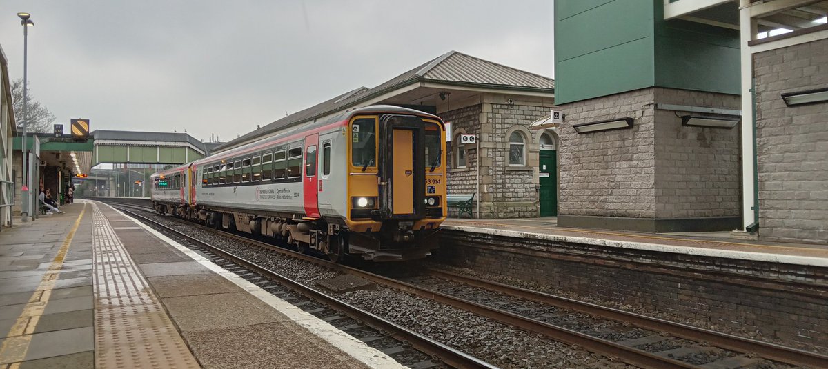 NotYOLOSmh's tweet image. Random selection of photos

#Class175 #Class150 #Class153