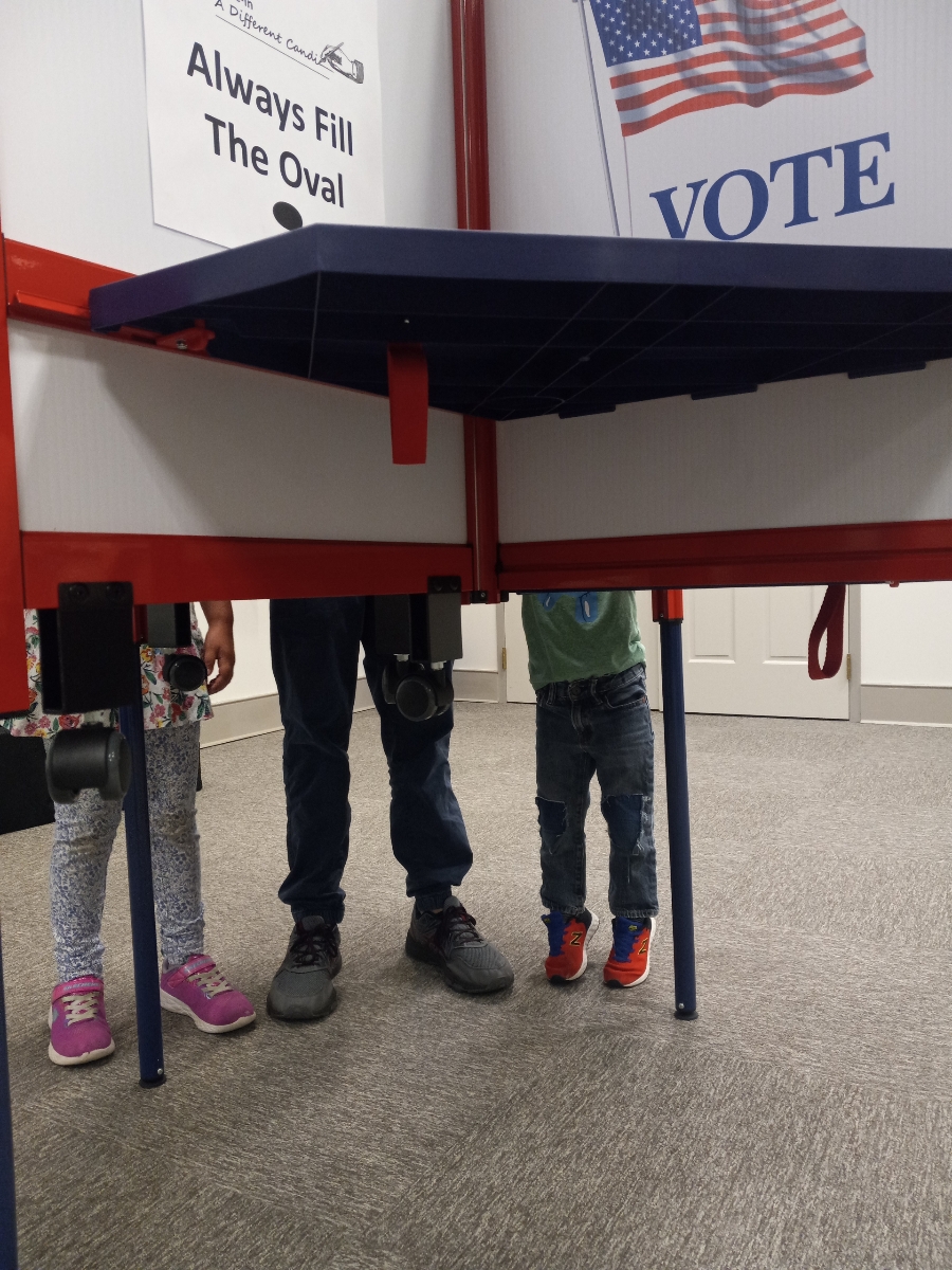 VoteFairfaxCity's tweet image. 10.12% total turnout at 9 a.m. in @CityofFairfaxVA. including 8.69% from early and by-mail. 

Children who accompany their parents while voting are move likely to be civically engaged adults. #VoteVa2023 #DemocraticPrimary #CivicEngagement