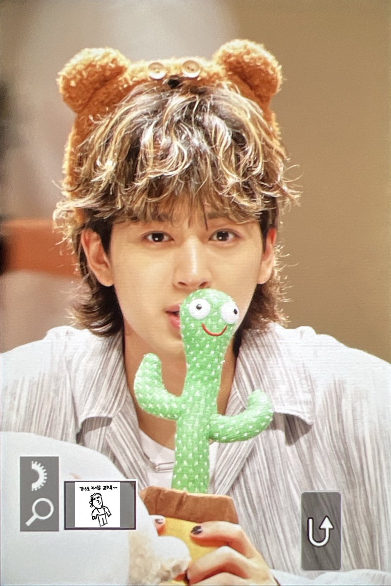 FIRSTLIGHT_yh's tweet photo. 230620 pre.
이거 짱 좋아하던뎈ㅋㅋㅋㅋ뭐라고 녹음하고 들었는지 궁금해🤔
#아이콘 #송윤형 #iKON #윤형 #SONG #yunhyeong
#ユニョン #퍼라의시선 https://t.co/PTynhQvxGA