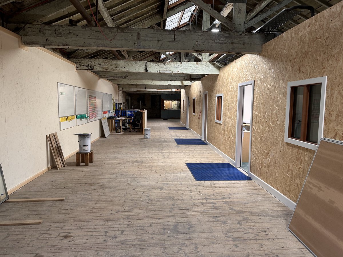 NorthernJoinery's tweet photo. A few before shots of the new works admin and training area.

We have big plans for this space and can't wait to show the progress and final results. https://t.co/2hH63AXBMG