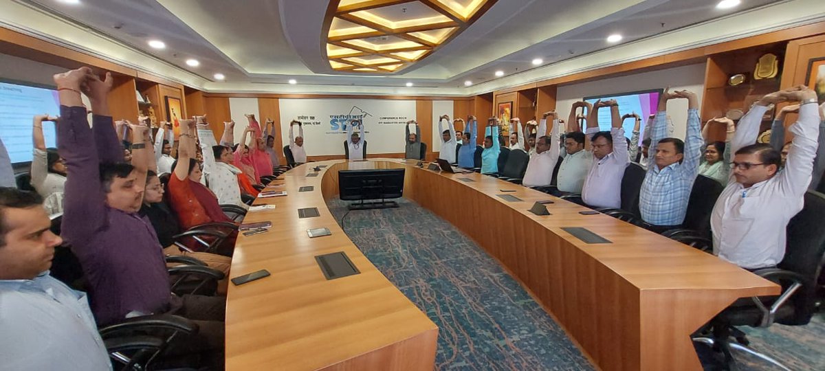 STPI-HQ officials performed stretching and breathing exercises on the eve of International Day of Yoga 2023 under the guidance of  Shri P Sundar Raju, Yoga Expert, Morarji Desai National Institute of Yoga.
#YogaforVasudhaivaKutumbakam 
#HarAnganYoga 

@moayush 
@mdniy