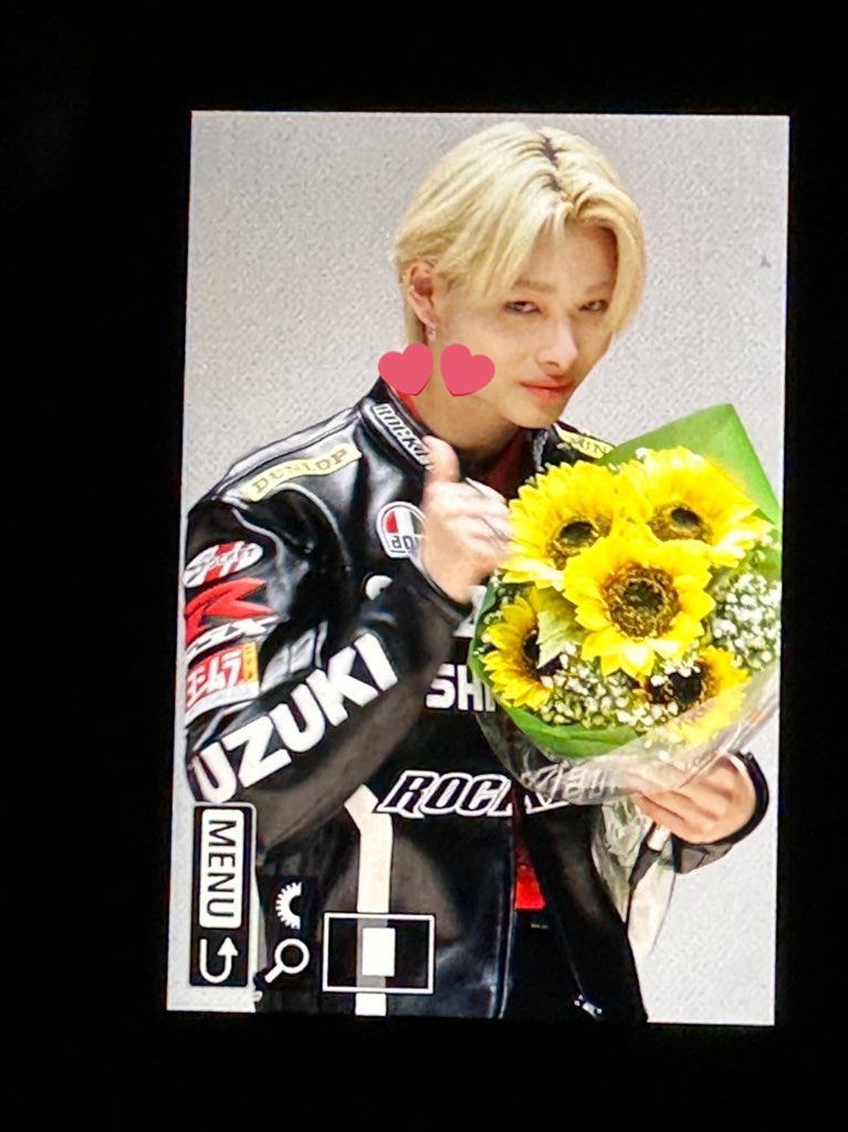 xianeeee_'s tweet photo. 𝐈'𝐥𝐥 𝐛𝐞 𝐲𝐨𝐮𝐫 𝐬𝐮𝐧𝐟𝐥𝐨𝐰𝐞𝐫 https://t.co/LkQ8GHxsIM