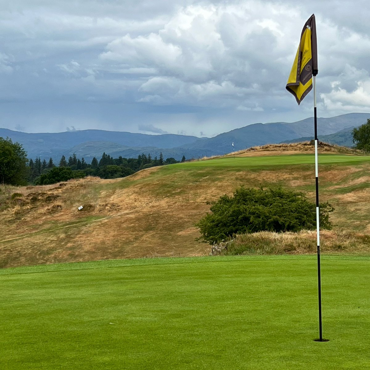 WindermereGolf's tweet photo. After only 2mm of rain in 6 weeks, we’ve had nearly 2” in the last 48 hours!
As always, the course has handled it well, and is looking much fresher for it! 🌦️
#fresh #rain #golfcourse #droughtover https://t.co/uwY9uykHvo