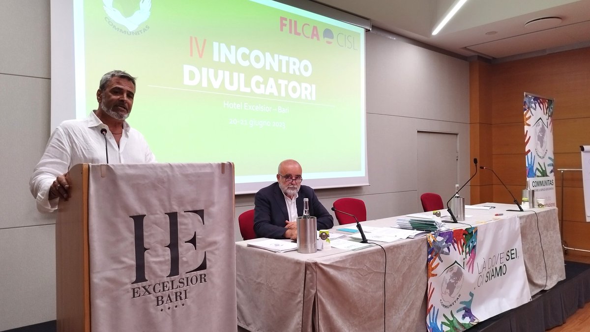 CislPuglia's tweet image. #20giugno a Bari, #Communitas @CastellucciAnto a iniziativa @FilcaCislPuglia: &quot;la #partecipazione è una visione d’insieme che, facendo leva sullo sviluppo e del lavoro, edifica una società, una Puglia e un Paese migliore” #unpostoaltavolo