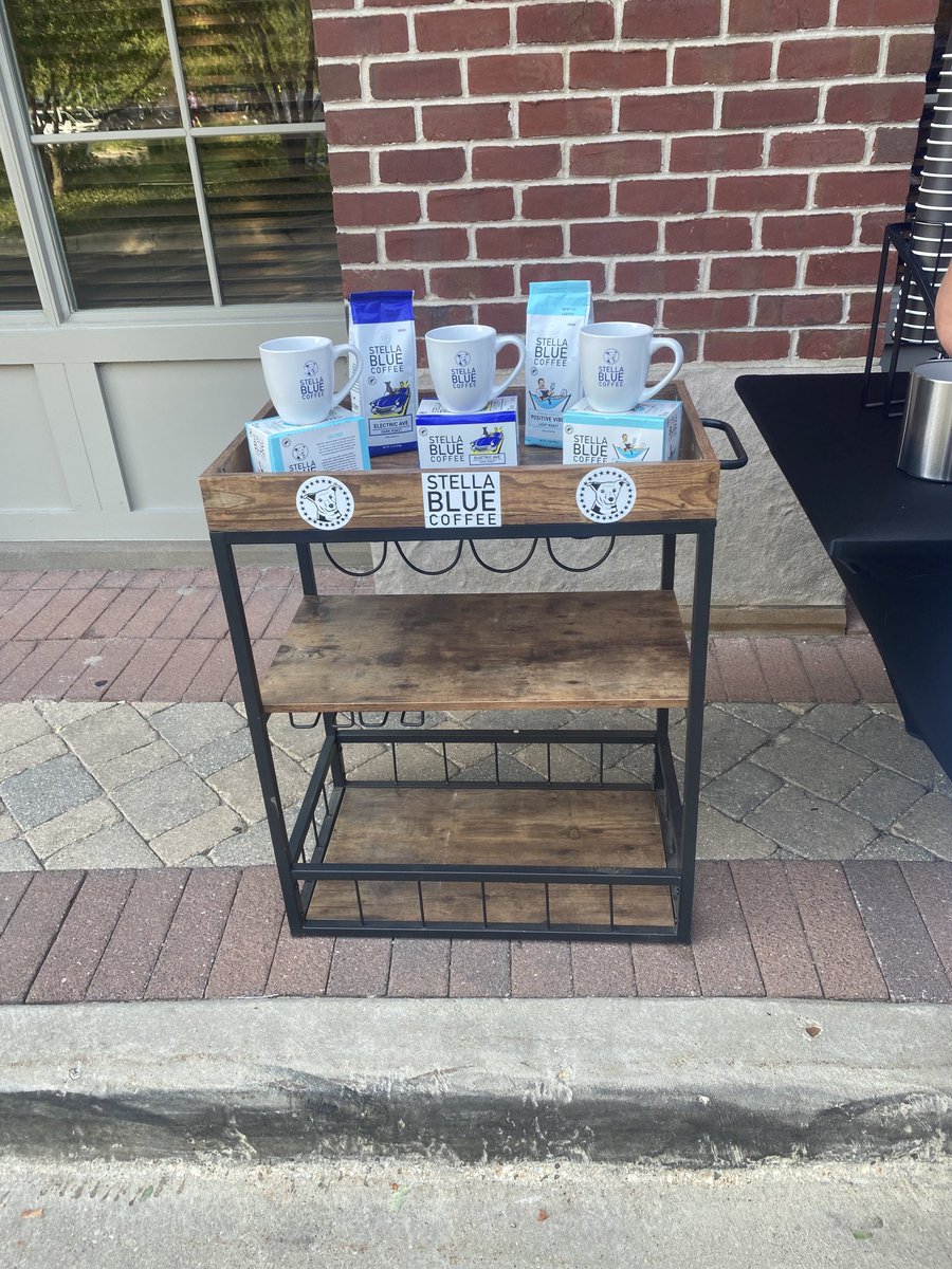 AdamVandercar's tweet photo. ⁦@BarstoolBigCat⁩ Stella blue setup at barstool classic today! Coffee is fantastic #barstoolclassic https://t.co/pAMxgvWLFr