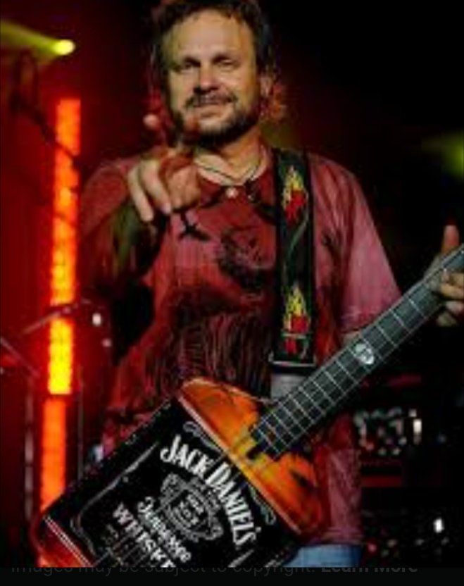 There\s only one.

Happy 69th birthday to Van Halen bassist, backing vocalist, & songwriter Michael Anthony. 