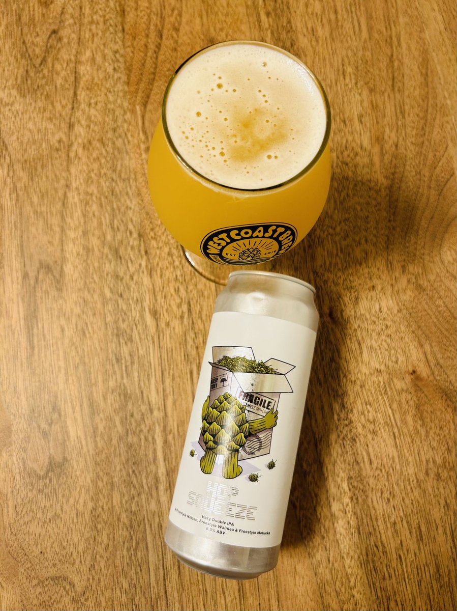 peliyayaya's tweet photo. Freestyle Hopsを使った旨いやつ。
#westcoastbrewing
#ウエストコーストブルーイング
#hopsqueeze
#ビール
#hazyipa
#freestylehops
#旨いやつ https://t.co/1PqQcWA9MM