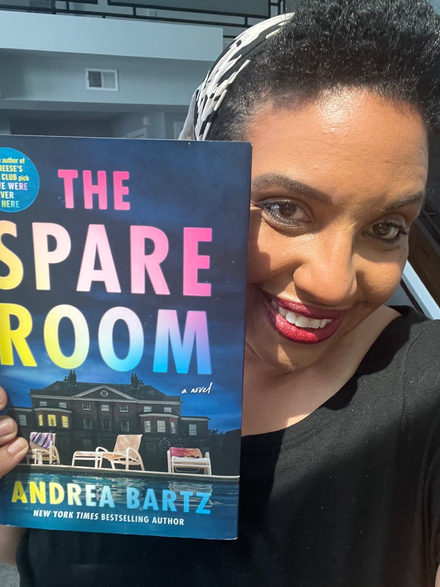 Happy Release Day to #TheSpareRoom by @andibartz! 

When I tell you I tore through this book and then told me friends about it...

Order here! bookshop.org/p/books/the-sp…