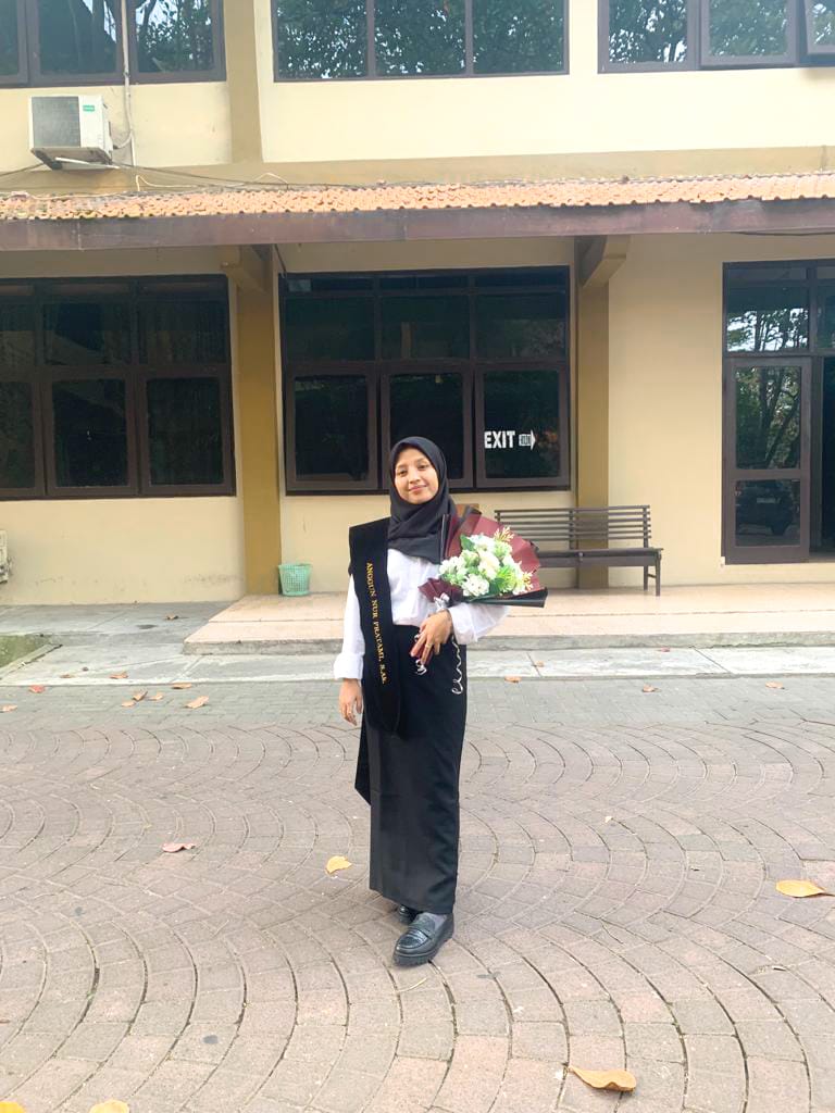 dep_tofuture's tweet photo. Congratulation @anggunnapa
#semangatrevisian https://t.co/G7OhvTeA8o