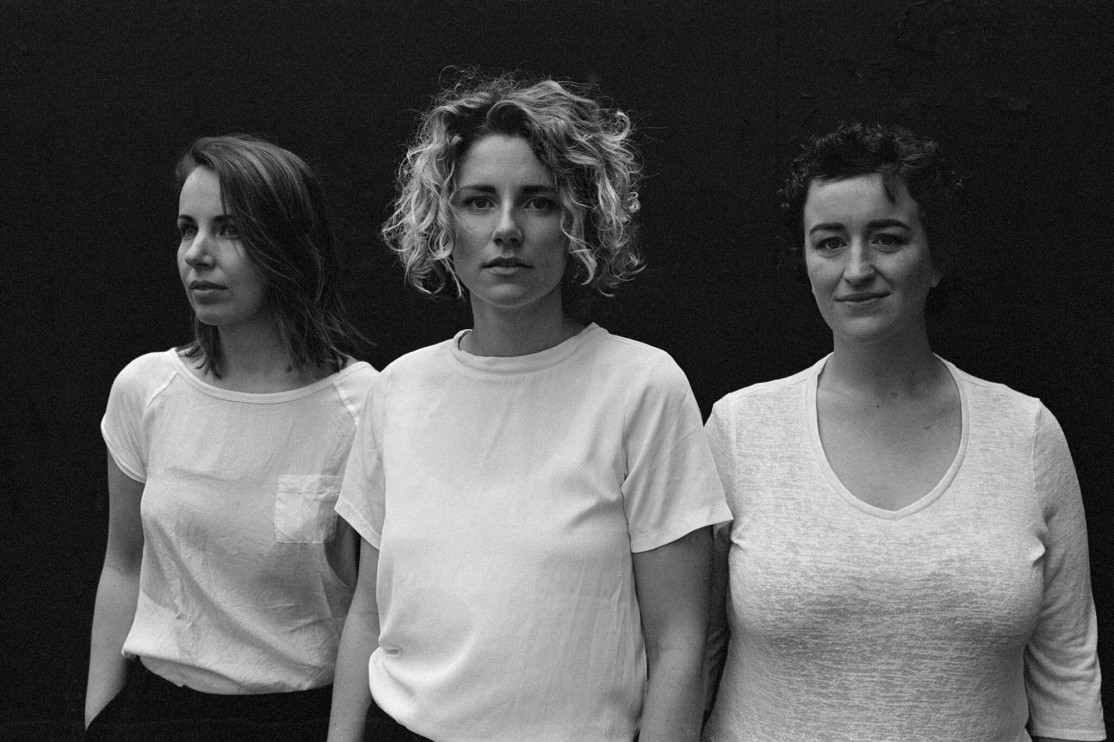 Kom morgen luisteren naar het getalenteerde trio Woolf. In het unieke Café 't Keerpunt in Spijkerboor! assen.uitloper.nu/regio-assen/wo…