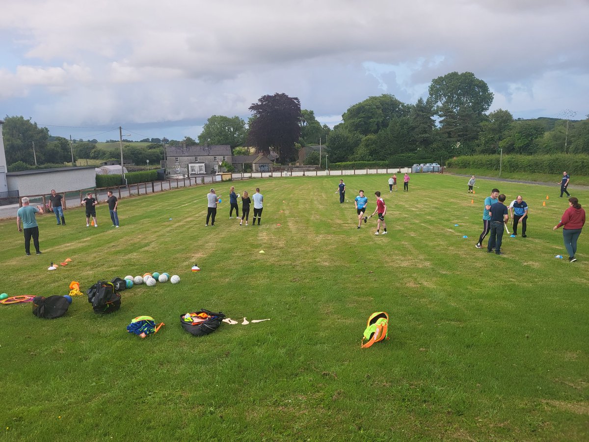 Great start to the dual Introduction to Gaelic games course last night in @Ringtown1. We had 24 coaches in attendance from @castlepollardHC @Ringtown1 @ballycomoyle @CullionHurling @MultyGAA @ophcmullingar and CFCW.