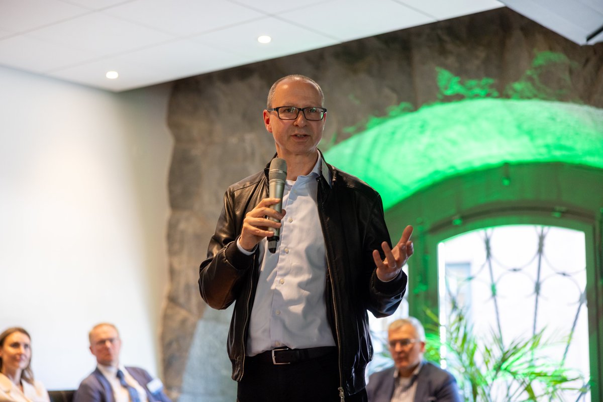 coe_civ's tweet photo. Big thanks to @FBA for co-organising the #CivilianCSDPForum in Stockholm under the auspices of @sweden2023eu and for making it a success. Click here to read more on the outcomes of the Forum: https://t.co/Hbru1Oqtvj
📸 Rodrigo Paras, FBA https://t.co/S6T7jCHbq8
