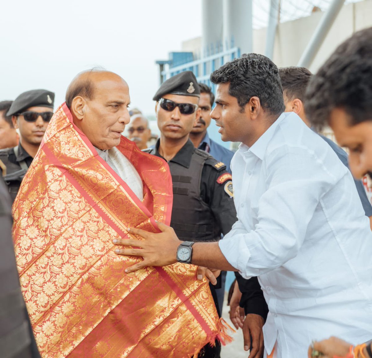 Delighted to welcome our Hon Defence Minister Thiru @rajnathsingh avl on his visit to Chennai to address a huge gathering in Tambaram to explain the successes of our Hon PM Thiru @narendramodi avl’s government in the last 9 years.