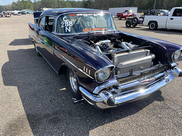 EngineBuildMag's tweet photo. This 1957 Bel Air features a ProCharged 406 cid small block Chevy built by Riegel Engines. It's our #EngineoftheWeek sponsored by PennGrade, Elring and NPW.
https://t.co/vxJYnuxFUi
#engines #chevy #Chevrolet #belair #smallblock #smallblockford #ford #procharger #supercharged https://t.co/vxjssUC9fS