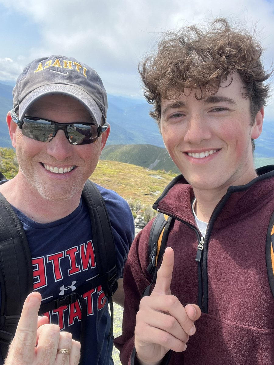 Sdunham72's tweet image. If you see me limping around today it’s probably a result of hitting 3 High Peaks yesterday. What a day! Over 10 miles, 4,300+ elevation gained &amp;amp; really sore quads. Was way too long since I’ve been to this special place. #Algonquin #Iroquois #Wright