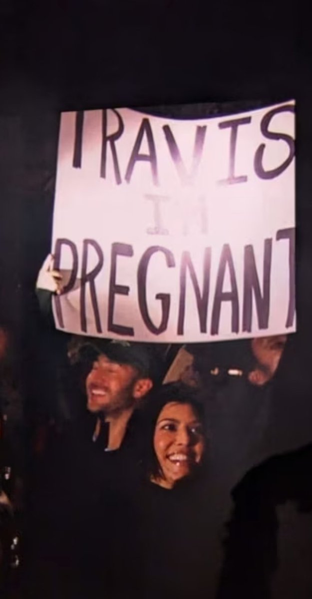 Kourtney kardashian and Travis barker are pregnant. Congratulations to both of you. #Newmom #Pregnancy #KourtneyKardashian #TravisBarker #Trending #Explorepage