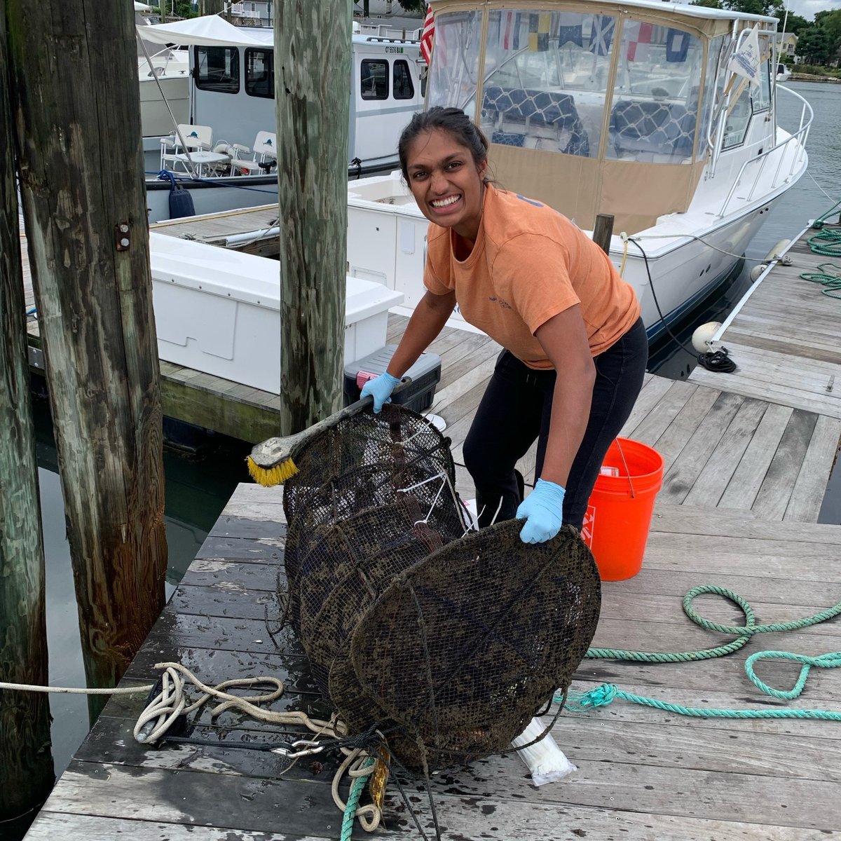 Hey #LPS Family! 👋🏼 Head over to our Instagram page (@prescientist) to meet Anika (@AquaticAnika), a #PhD student at the University of Connecticut in the Ecosystem Toxicology Lab for today's #TuesdayTakeover! 🐟

#WhatAScientistLooksLike #RealLifeScientist #ScienceEd