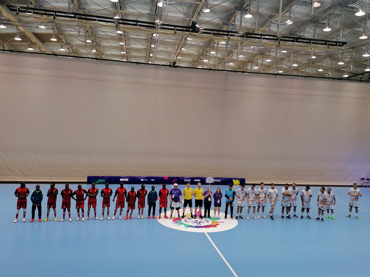 PlenaCyL's tweet photo. #DeportistasEnBerlin
🤾‍♂️🏌️Mañana de competición en los Juegos Mundiales @SpecialOlympics en Balonmano Grupo B y en golf con los deportistas de @FPersonas @Apadefim y @Asprosub 

Grandes deportistas 💪
https://t.co/y60jxTr43x https://t.co/LzPB2Dr0ro