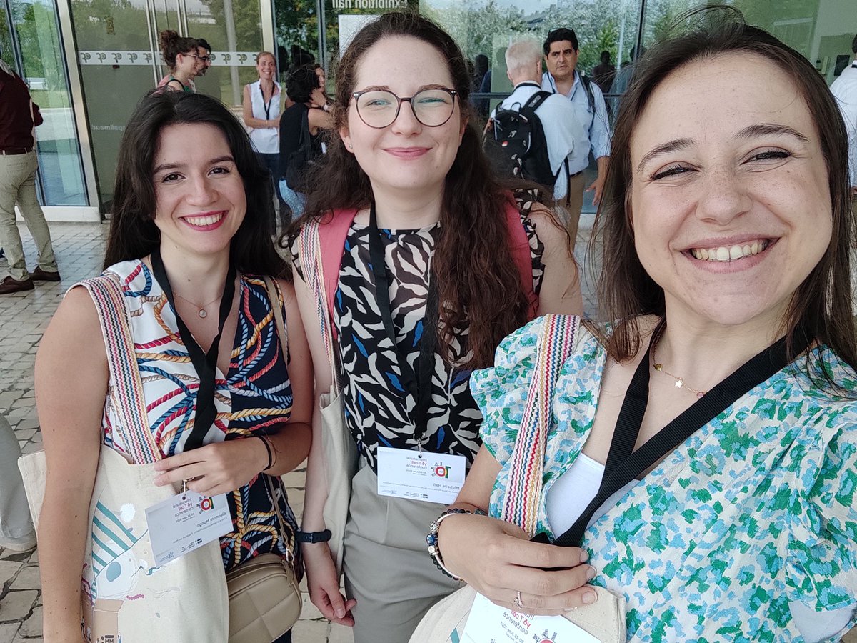 VGuerrero___'s tweet image. After a lovely welcome gift👜 (thank you!), we are ready to listen very cool talks about #gdTcells , ligands &amp;amp; repertoires #gd2023