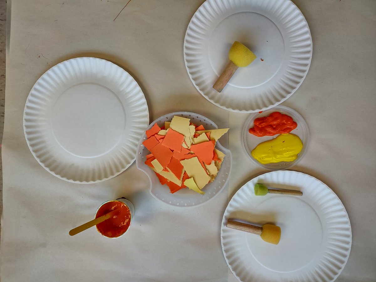 SMPSEarlyON's tweet image. Celebrating Summer Solstice tomorrow!! Come and play at St Margaret&apos;s EarlyON! #tdsb #earlyyears #inquirybasedlearning #playbasedlearning