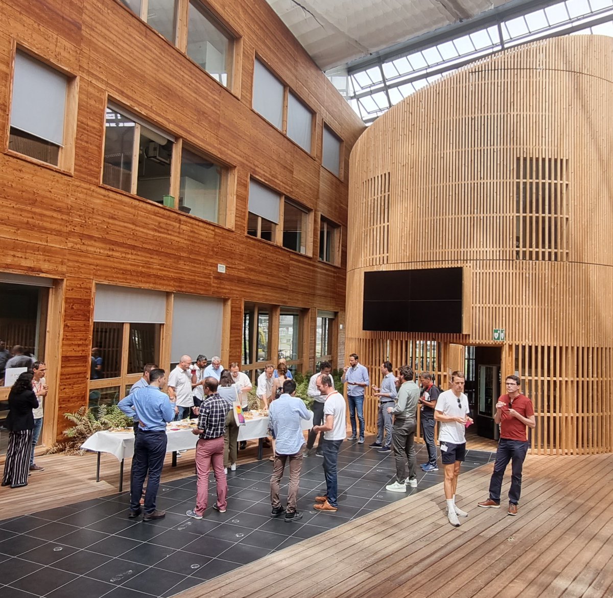 serendipv_eu's tweet photo. ⚡#SERENDIPV project's 5th General Assembly is taking place at @CEA_Officiel premises.
⚡During this collaborative meeting, project partners take the spotlight and share insightful updates about their work on SERENDI-PV.
#PVindustry #projectmeeting #aixlesbains #PVinnovation https://t.co/BP2WWs47Lf