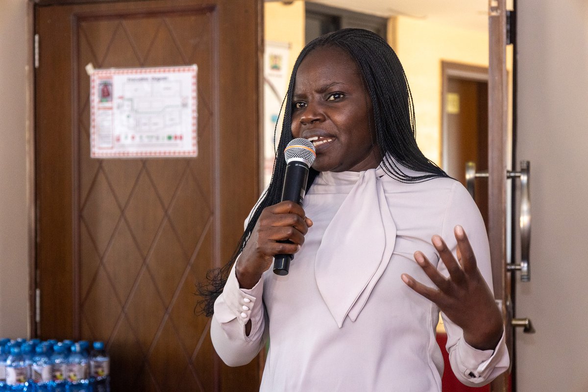 NASCOP's tweet photo. Dr. Rose Wafula, Head NASCOP, officially opened the development of a U=U Communication Strategy Workshop, hosted in collaboration with the Centers for Disease Control and Prevention (CDC) through CIHEB-K
@MOH_Kenya @CDCKenya @Ciheb_Kenya @NEPHAKKENYA https://t.co/qDgpgJzV1Z