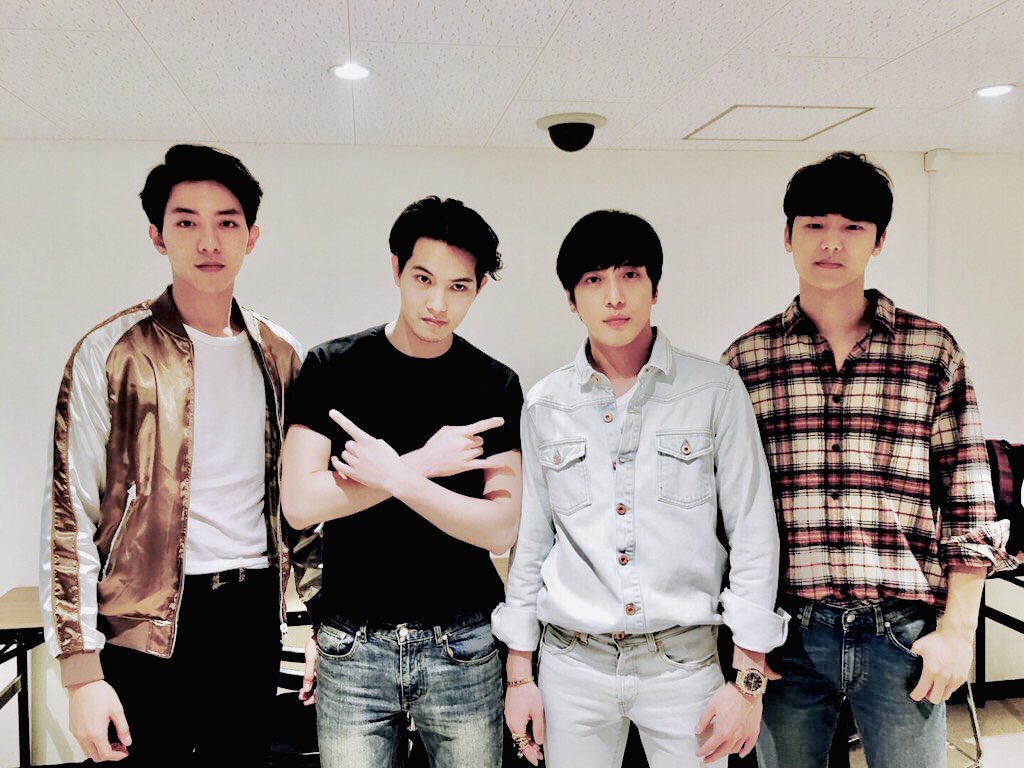 uy_emotional's tweet photo. #好きな画像 #waiting_4cnblue
#CodeNameBLUE
#mybestband https://t.co/mPj5VWaJGU