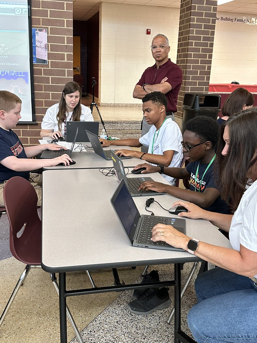 KelGreening's tweet image. It’s already intense and it’s just the tutorial! #STEMExtravaganza #SPSCreatedAchievers