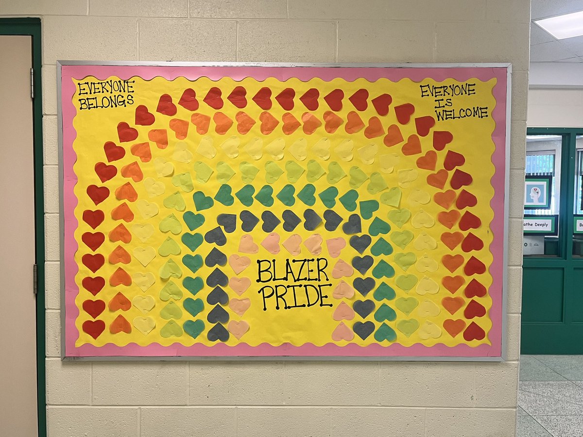 themelferguson's tweet photo. @BirchviewDunes Blazers have PRIDE!! #pridemonth #scdsbpride #scdsb #birchviewblazers #everyoneiswelcome #everyonebelongs https://t.co/LMs5zNtZeD