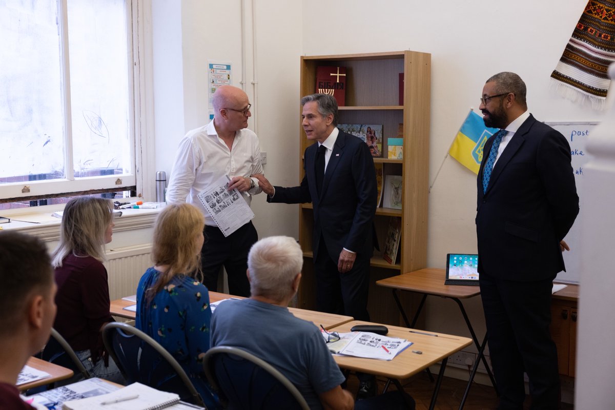 Secretary Antony Blinken on Twitter "Visited the Ukrainian Centre with JamesCleverly