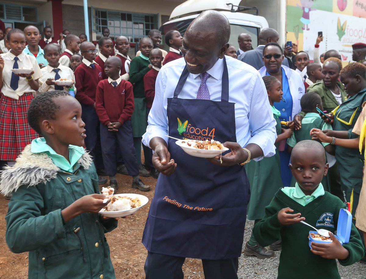 Corrinebore's tweet image. The #SchoolFeedingProgram is here, Thanks to our President @WilliamsRuto. To higher enrollment and retainment of students in schools. #DishiNaCounty.