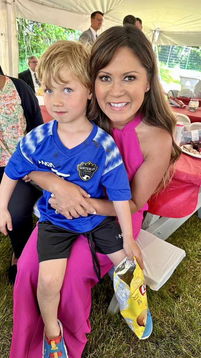 Jacob met the spectacular <a href="/thehazelmae/">Hazel Mae</a> at the <a href="/CDNBaseballHOF/">Canadian Baseball Hall of Fame and Museum 🇨🇦⚾️</a> induction last Saturday.