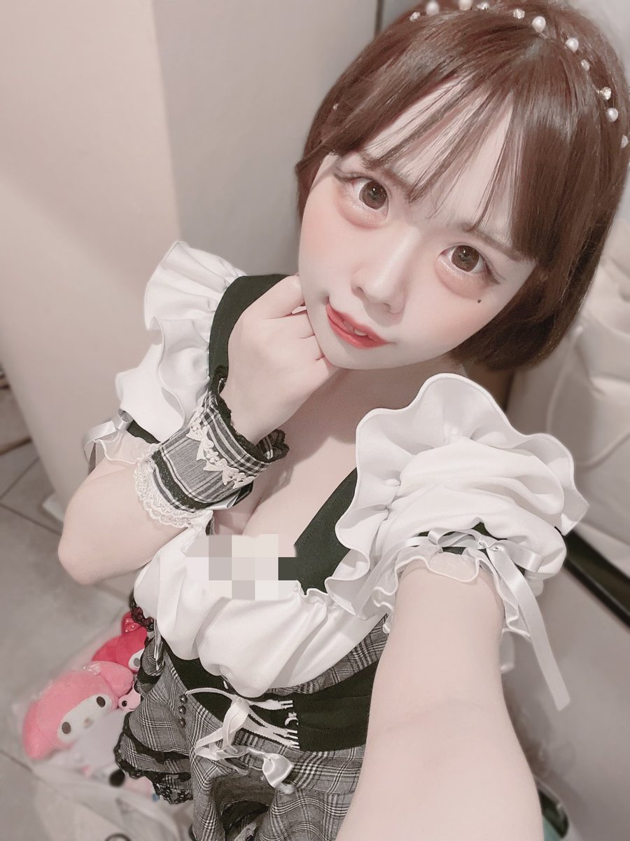 yume___mina's tweet photo. おきゅおわでした✨️久しぶりにお会いできた方居て嬉しかったです🥂 ずーっと楽しくて笑えて、ひとりじゃないんだなって知れたよ🪄まいめろもありがとうでしたっ☁️♡
あと！りおんさんに韓国のかわいいお土産もらえて嬉しかったです🐰감사합니다〜♡ https://t.co/bX6w16S1nx
